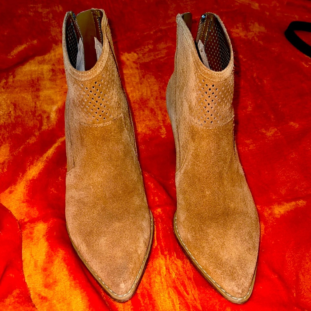 Size 8, Used